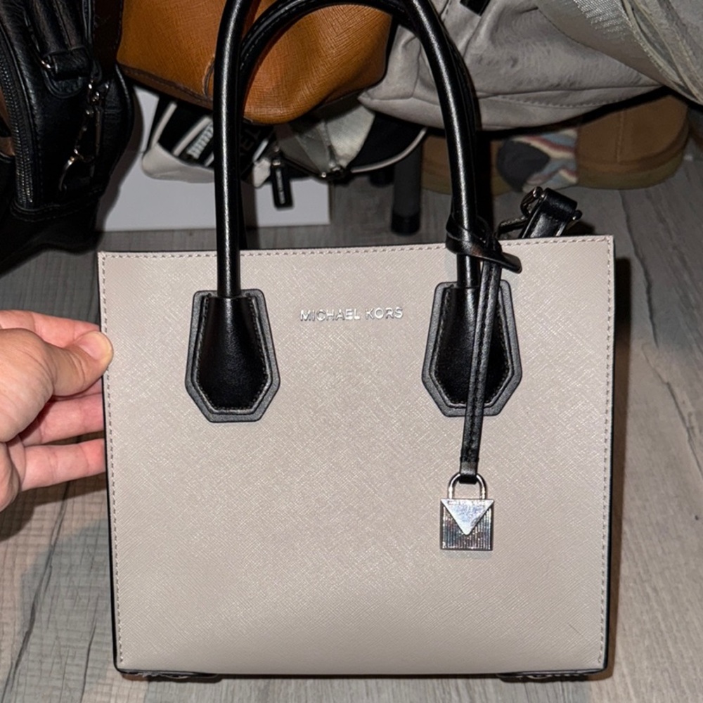 Michael Kors cross body bag
